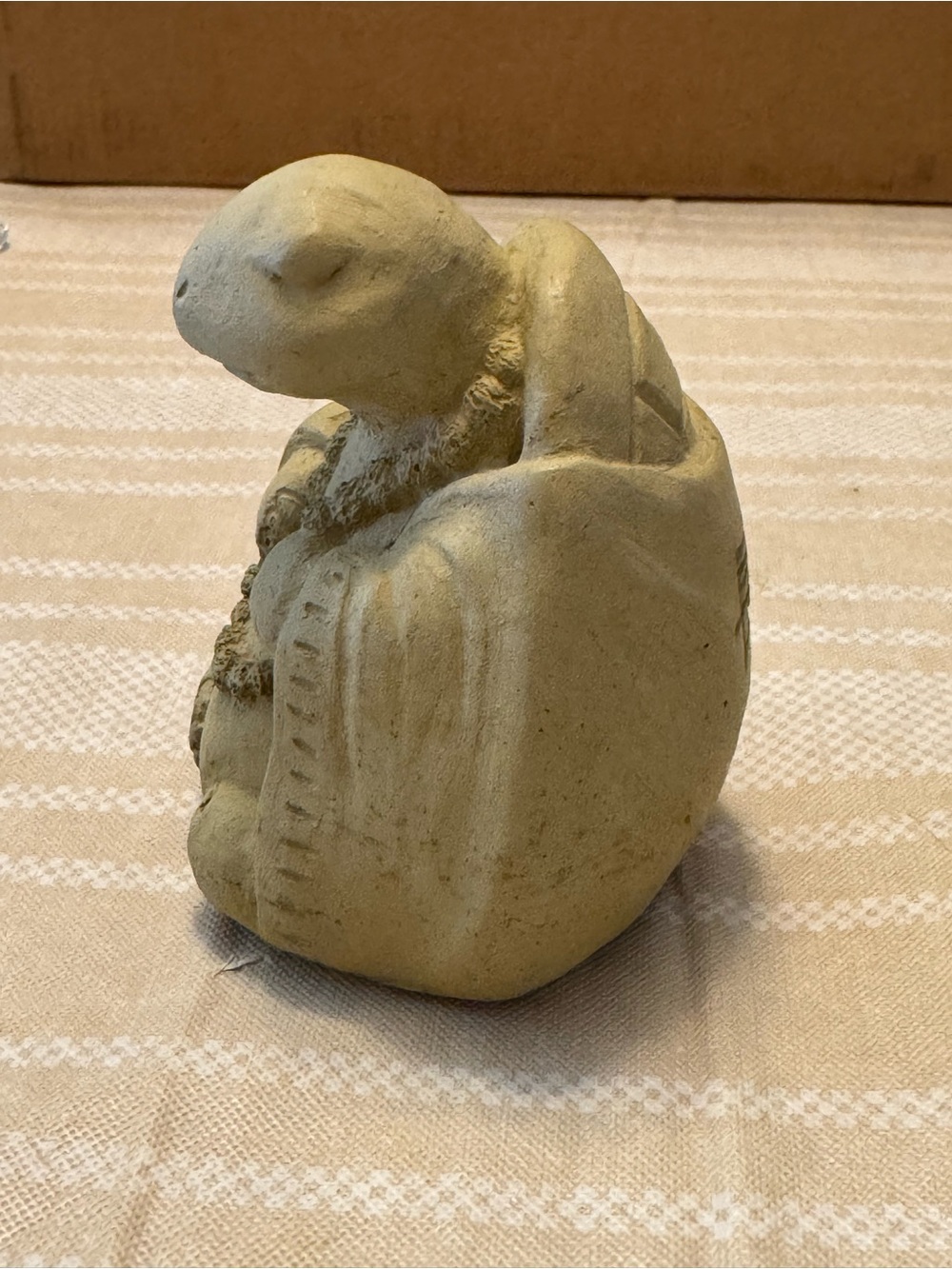 Meditating turtle - Picture 4 of 11